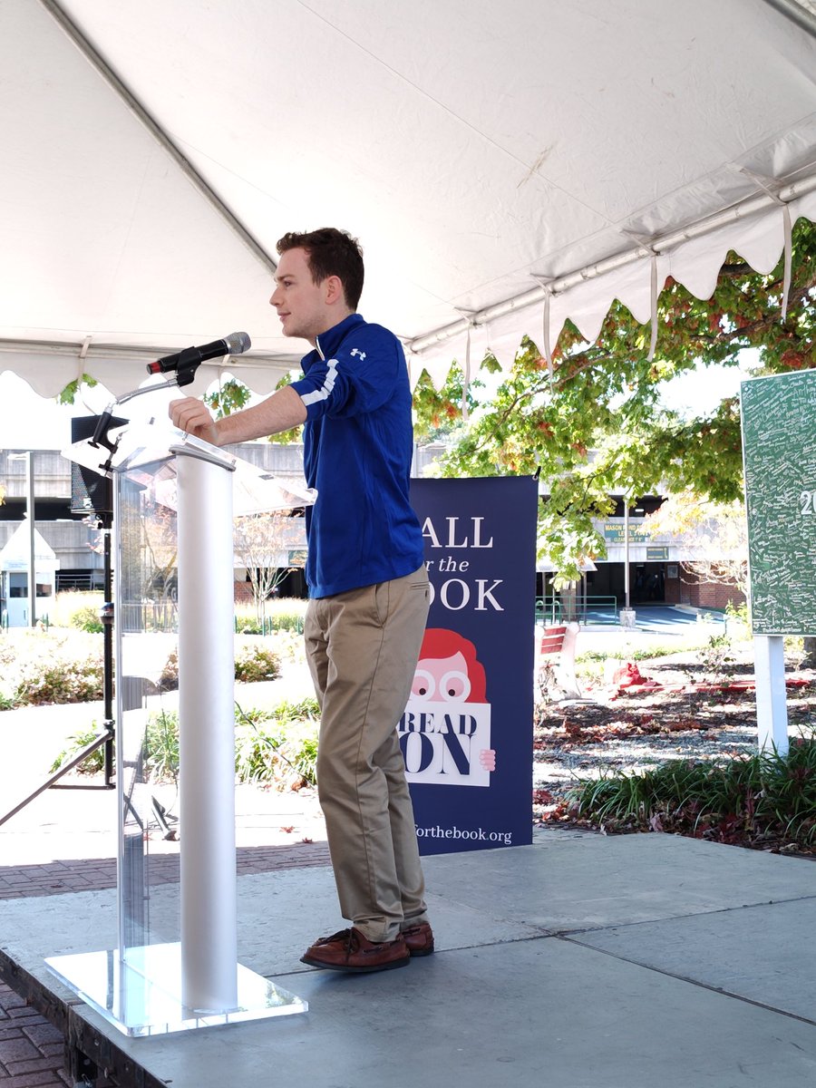 Ken_Budd's tweet photo. Fabulous weather-geek discussion at #fallforthebook by @MatthewCappucci. Check out his book Looking Up. I just bought a copy! @FallfortheBook https://t.co/Ppp4htBqBJ