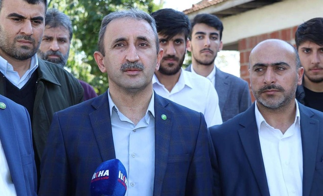 abdlhaslan's tweet photo. Genel Sekreterimiz Sn.Şehzade Demir ve beraberindeki heyet #Bartın'ın Amasra ilçesinde maden ocağında meydana gelen facia bölgesini ziyaret etti, yetkililer ve afetzedeler ile görüştü. Vefat eden kardeşlerimize Allah’tan rahmet, yaralılara şifa diliyoruz.
https://t.co/lIrj4L7kXk https://t.co/6k5XJialM9