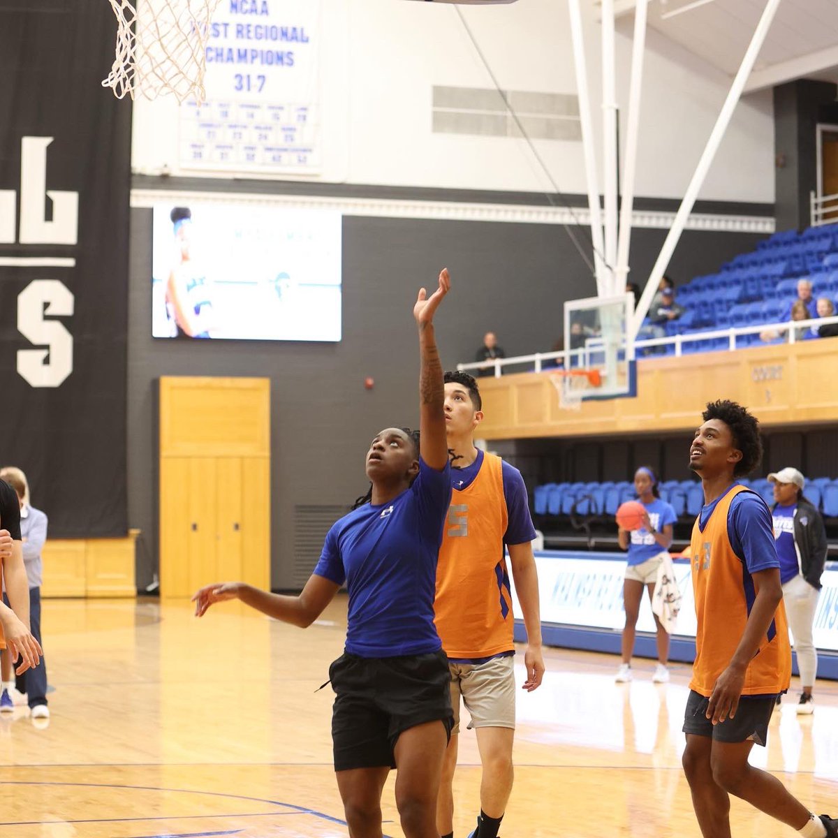 SetonHall's tweet photo. Thank you to all of the Pirates who packed Historic Walsh Gym today for the introduction of the 2022-23 men’s and women’s basketball teams at #SetonHallWeekend! https://t.co/bxpY5uzJgi