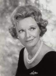 FilmsQuirky's tweet photo. #TheChineseBungalow (1930) #MagicNight (1932)
#VictoriaTheGreat (1937) #PiccadillyIncident (1946)
#TheCourtneysOfCurzonStreet (1947)
#SpringInParkLane (1948) #Odette (1950)
#TheLadyIsASquare (1959)
#GoneButNotForgotten
#AnnaNeagle (1904-1986)
#DamesOfFilm #FilmTwitter ๐ฝ๏ธ๐ฌ https://t.co/mWY2c5DTQO