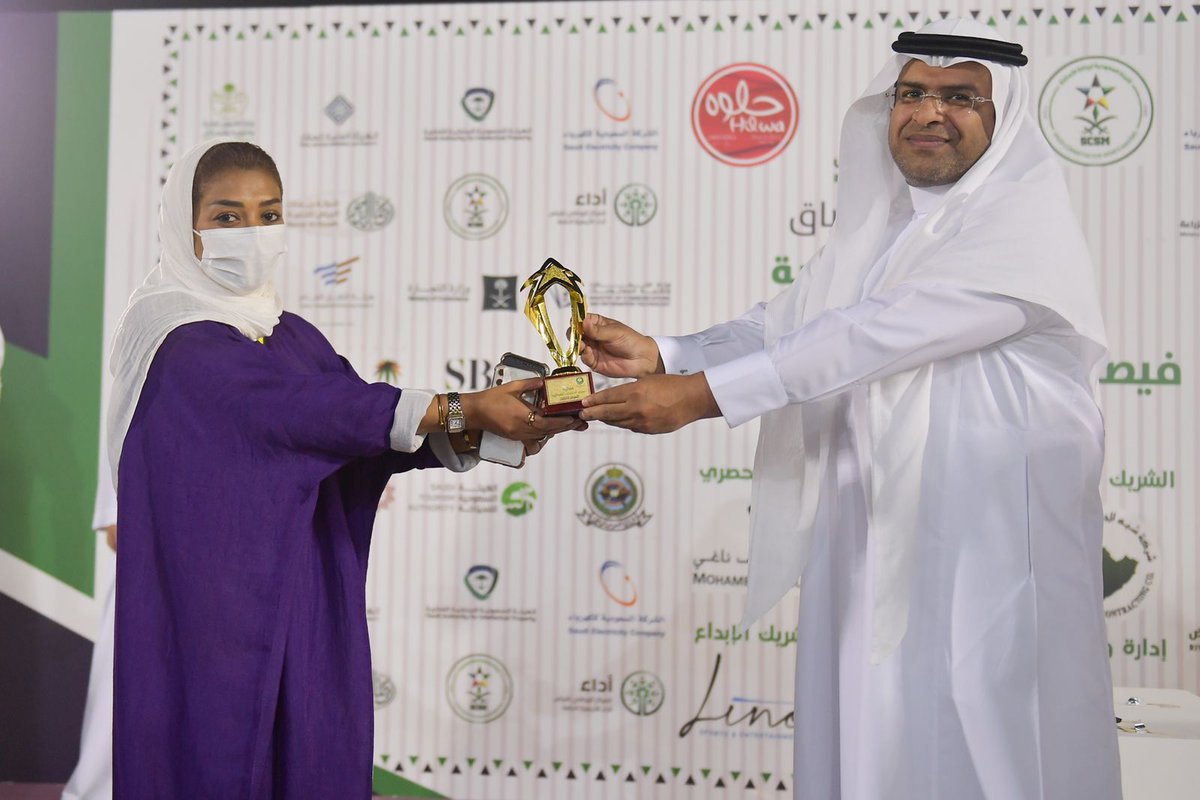 Amanatalriyadh's tweet photo. برعاية من سمو أمين منطقة #الرياض، أطلقنا سباق الدراجات الهوائية بمشاركة العديد من منسوبي الجهات الحكومية والقطاع الخاص، وذلك ضمن الجهود الهادفة إلى تفعيل الأماكن العامة، وتعزيز الممارسات الرياضية الصحية في مدينتنا.. https://t.co/OJmt8oFfBw
