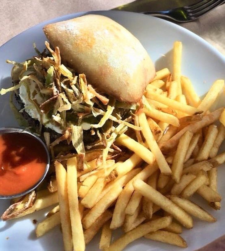 RiversEndJenner's tweet photo. Lunch is SERVED! ✨

In case you missed it, lunch is back on Saturdays and Sundays from 11:30am-3:00pm! Check out the lunch menu on our website: https://t.co/IfljybX9lE 🤍 https://t.co/zmqkwnBsJf