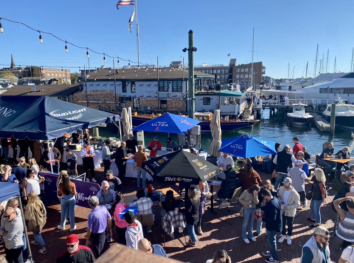 Kristina Giles (@kgvascsurg) on Twitter photo #NESVS2022 what a day. Fantastic scientific sessions, awesome president address <a href="/UMassVascSurg/">UMassVascular</a>, great issues panel, an afternoon at a seafood festival, and now a few stellar residents and students presenting cool vascular cases. <a href="/NewEnglandVasc/">New England Society for Vascular Surgery</a> <a href="/MaineMedVasc/">Maine Medical Center Vascular Surgery</a> #NESVS2022 what a day. Fantastic scientific sessions, awesome president address <a href="/UMassVascSurg/">UMassVascular</a>, great issues panel, an afternoon at a seafood festival, and now a few stellar residents and students presenting cool vascular cases. <a href="/NewEnglandVasc/">New England Society for Vascular Surgery</a> <a href="/MaineMedVasc/">Maine Medical Center Vascular Surgery</a>