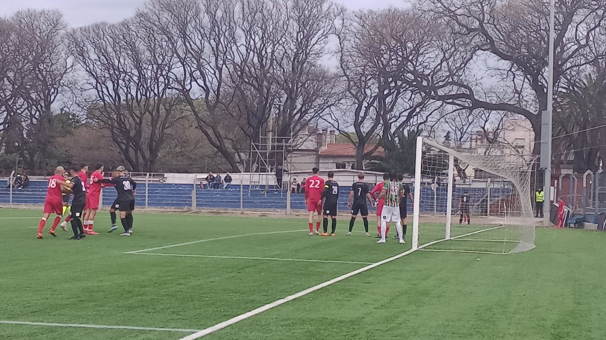 Final del primer tiempo <a href="/ColonFc/">Colón Fútbol Club</a> 0 Durazno FC 0