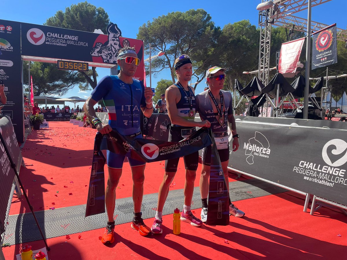 Imogen Simmonds y Jonathan Wayaffe ganan la 
@chpeguera 2022 #SomosTriatlon 

🥇 Imogen Simmonds y Jonathan Wayaffe
🥈 Anne Reischmann y Andrea Pizzeghella
🥉 Fenella Langridge y Thomas Bishop

#RankingMDyLD #CopaDeEspañaMDyLD #TriatlonMDyLD