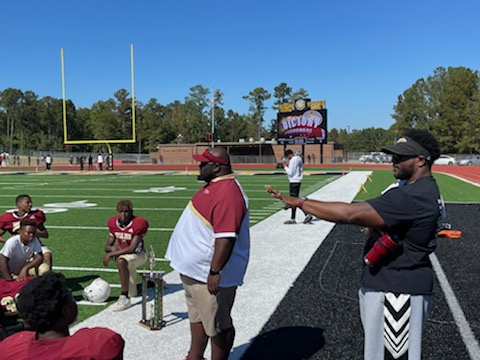 WeaverMiddle's tweet photo. I am so proud of our Seminole football team! They had an outstanding football season, and I look forward to honoring and celebrating with them. Thank you for showing up! You are #Built4Bibb!

#WeaverStrong https://t.co/dh35e7aLmx