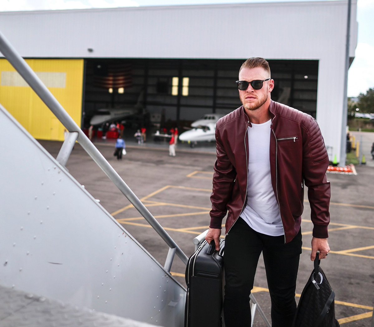 Runway show 🛫 <a href="/KyleRudolph/">Kyle Rudolph</a> fresh to death in his new custom designed burgundy leather moto jacket for Week 6. #NFLStyle <a href="/Buccaneers/">Tampa Bay Buccaneers</a>