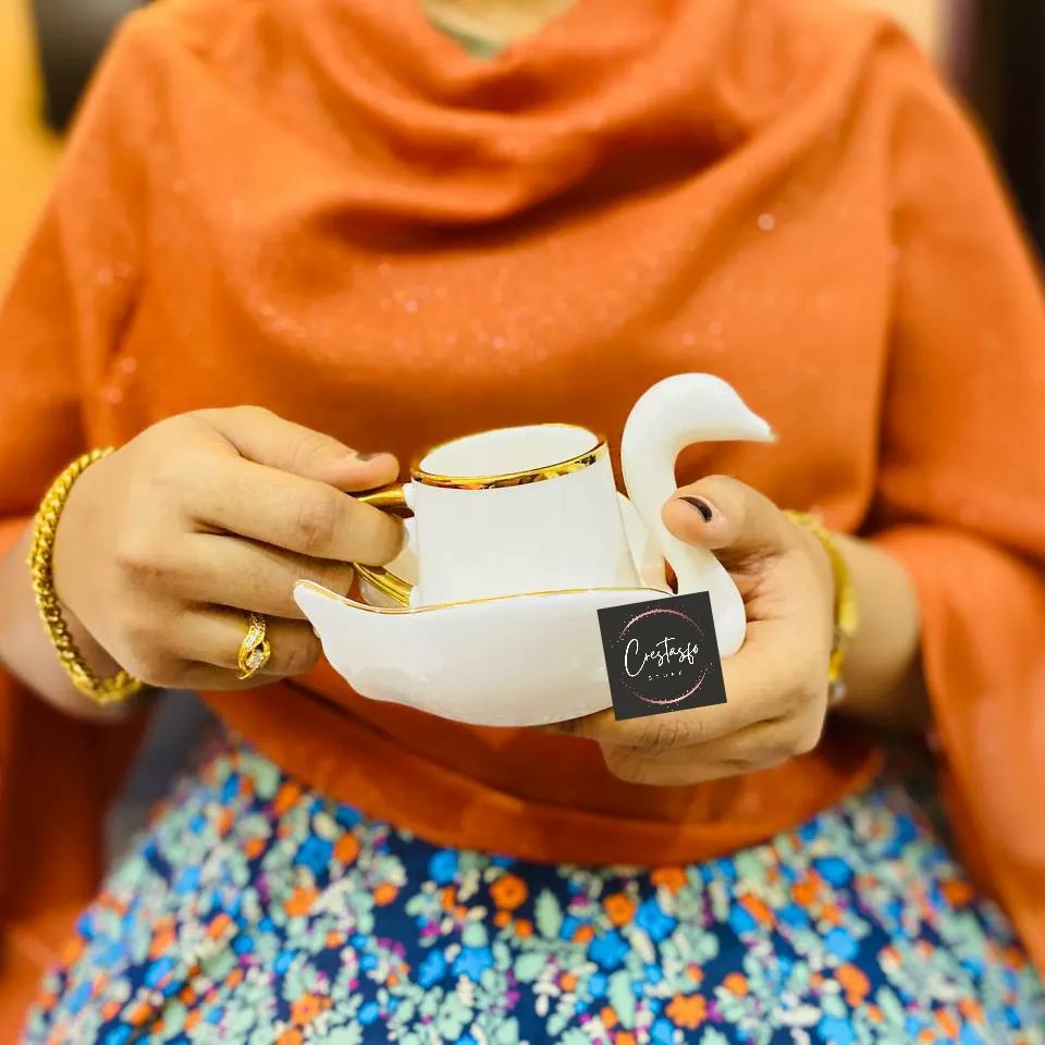 Saffanafazary's tweet photo. Guys Join me on Instagram for more updates and photos like this.🥰
https://t.co/gkRh2HGywH https://t.co/IjZj49eEwu