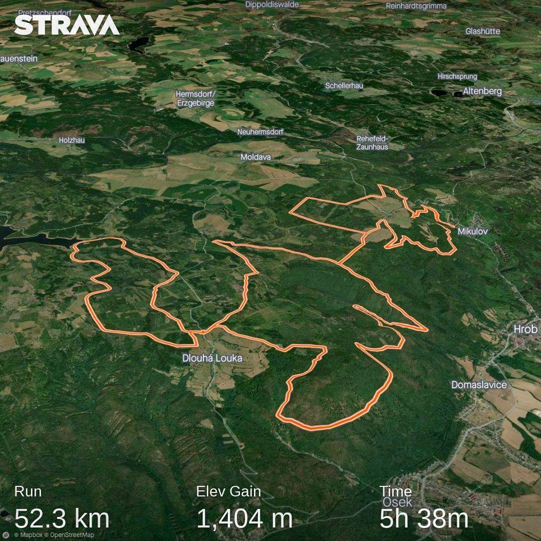 michal_kudrna's tweet photo. Krušné hory byly schované celý den v mlze, přesto, tam za tím "mlíkem", vidím velkou krásu. 😍
Dnes navíc s bonusem v podobě řady příjemných setkání, díky za ně🙂
#mutr #trailrunning https://t.co/dTemJPkZvi