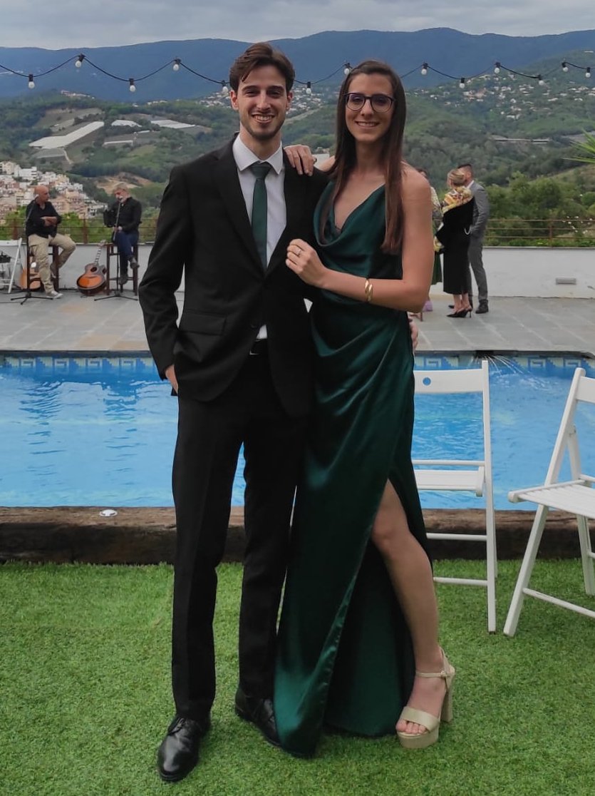 UriRuizp's tweet photo. Un año juntos y que vengan muchísimos más!

¡Te quiero nena, @superNat_!😍 https://t.co/gsLHTcKJtN