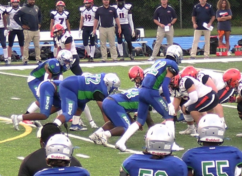 toby_lux's tweet photo. Here is another young man who deserves alot more spotlight! Killer offseason, summer volunteerism, 3.7 GPA, and is like Mt. Augustus on the defensive line!  @JaylynJones05 is having a year! https://t.co/GmMuSscrNO