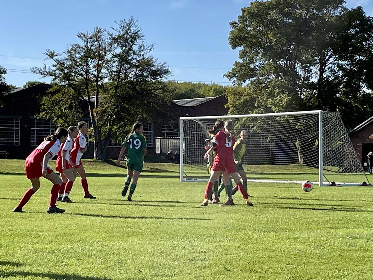 CobrasGirlsFC's tweet photo. First premiership debut for @CobrasGirlsFC today. We hosted @khfcofficial girls U14s at @meadowparkfc The girls started strong, putting 3 goals in the net before half-time. Great play in the 2nd half to secure the 3-1 win. Shout out to GK Ella who stood firm &amp; strong in defence. https://t.co/gPJZ2w0PS4