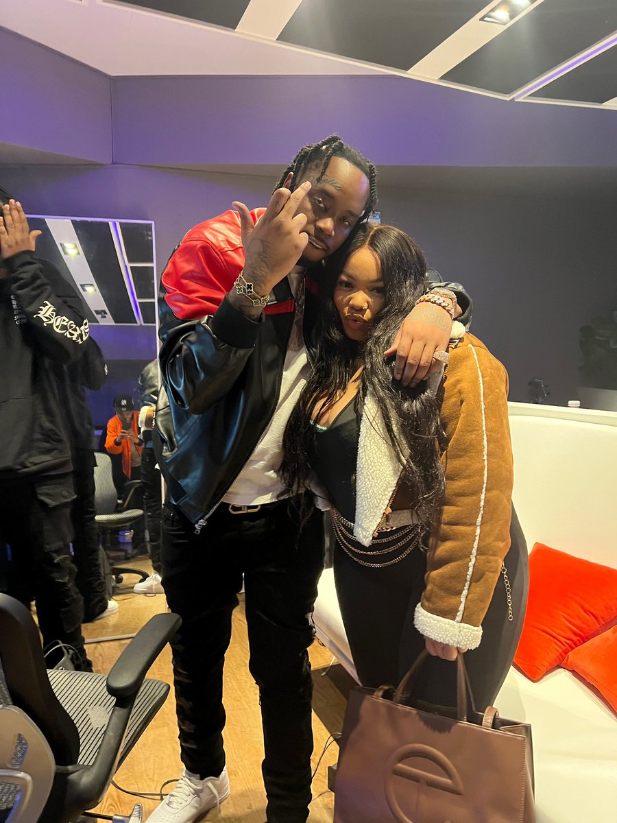 maiyathedon's tweet photo. 🤞🏼 https://t.co/hwLmHrvbmj