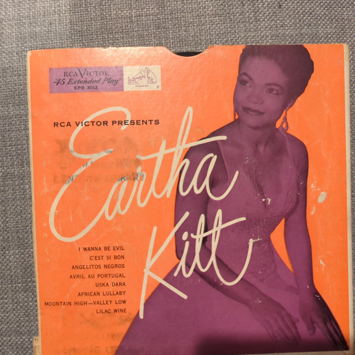 nQuisitInc's tweet photo. Calling all #audiophiles. Going through my 45s collection. @Earthakitt from the 50's. Interesting stamp from Jerome H. Remick from #QuebecCity . He was into #numistatics . Anyone know of any family members to share this with? https://t.co/0AlKsMsPqg