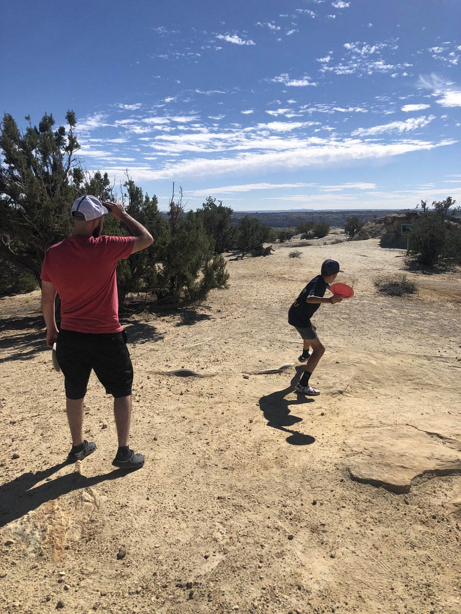 MrsGenX2's tweet photo. Beautiful day for a hike &amp; frisbee golf with my boys. 
#fallinnewmexico
#joltyourjourney https://t.co/UxBSHYwaX2