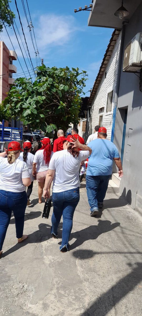 PyFusion's tweet photo. Caminata con el equipo Lista2B
Agradecidos por el recibimiento de los vecinos en sus hogares.
Seguimos trabajando y caminando casa por casa para escuchar a los Pinoceños y llevar nuestras Propuestas.
#Piriki_Presidente
#Seccional_36
#Jose_Rodriguez_Diputado
#Santi_Peña_Presidente https://t.co/VdGZQCzHKT