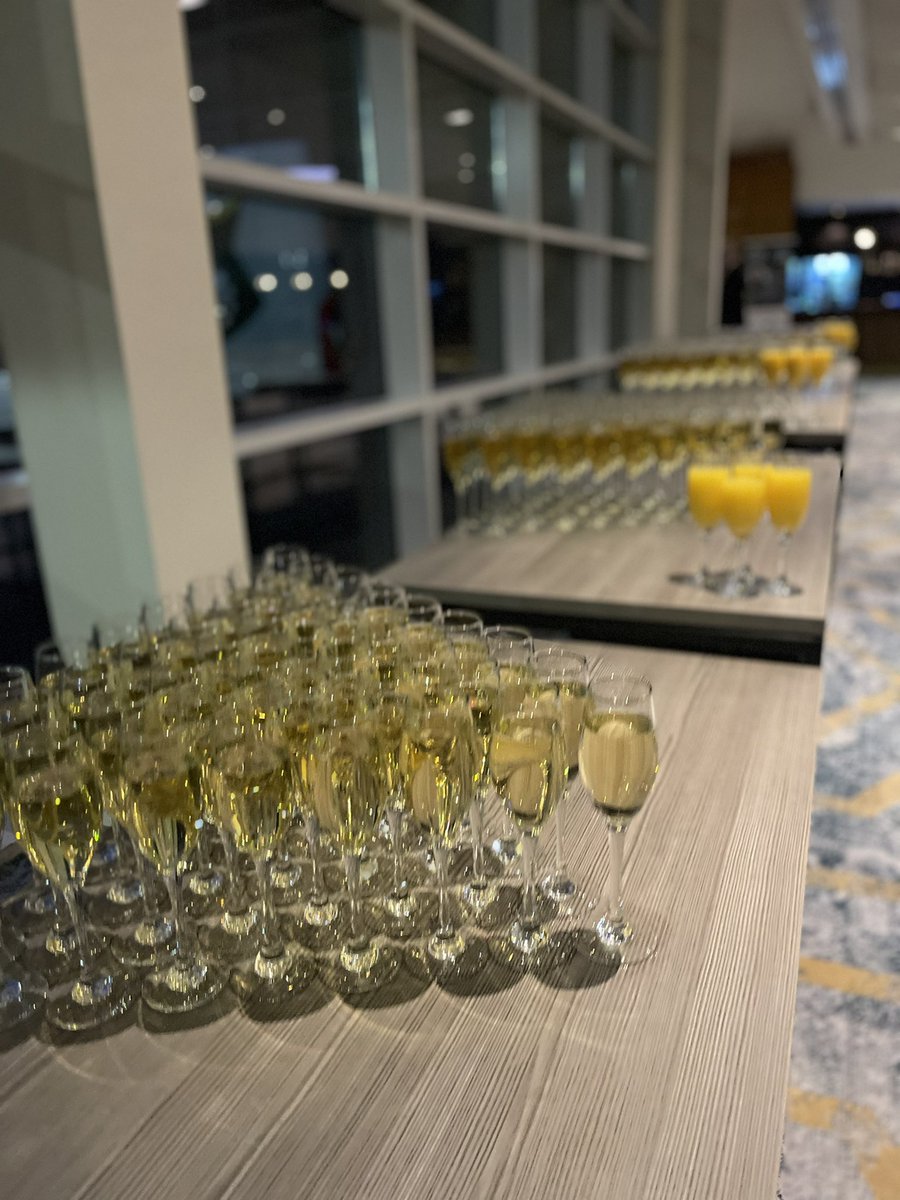 GNairambulance's tweet photo. Our 20th birthday ball is well underway! 

Use the hashtag #GNAAS20 and share your snaps. 📸 https://t.co/RwRsnUwHoB