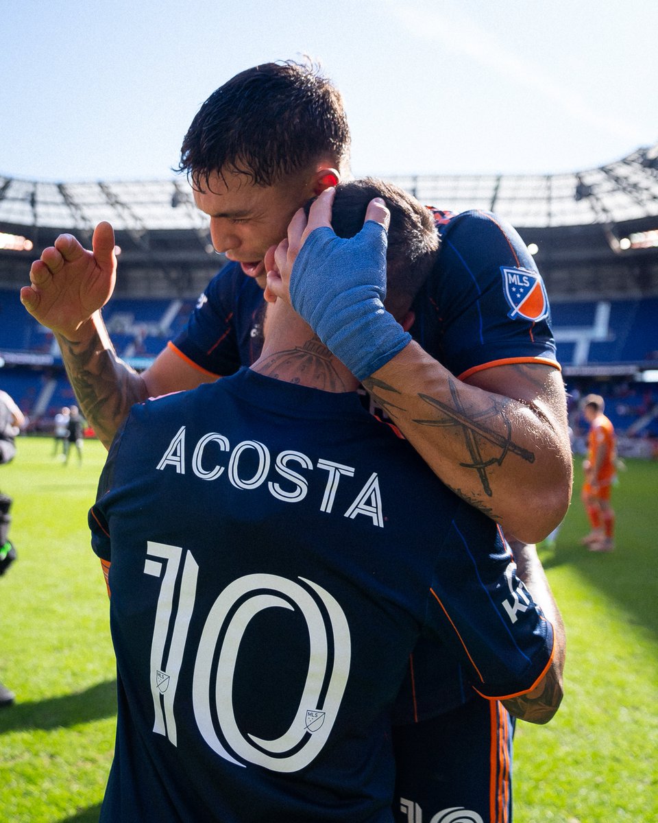 MLS tweet picture