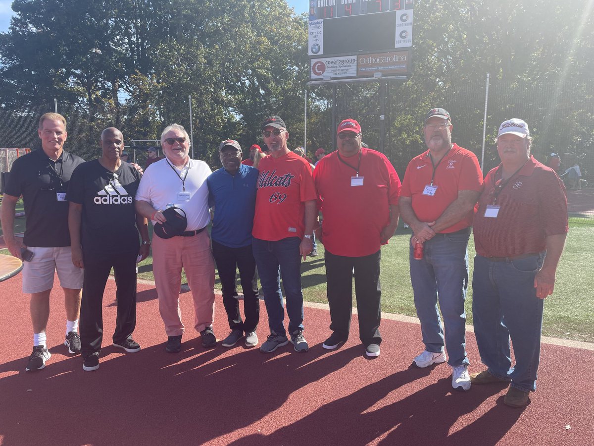 Hanging out with my old teammates ⁦<a href="/DavidsonFB/">Davidson Football</a>⁩