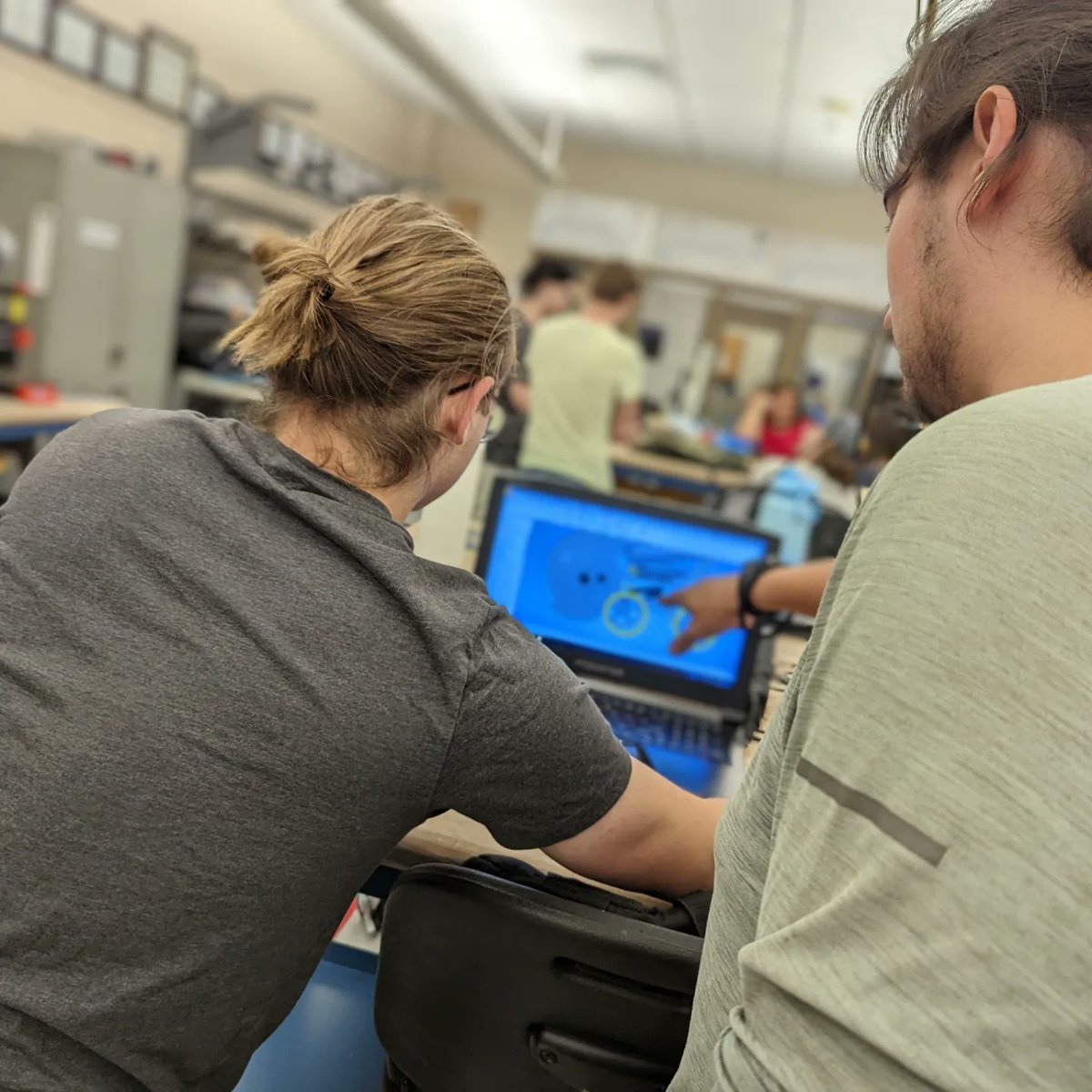 RAERrobotics's tweet image. The #nasarmc team is hard at work in the #RAER lab today! Putting together the frame, working in the mining implement, and plenty of learning about our electronics and software programs. Stop by the lab on Saturdays from 2-4pm to join in! #embryriddledaytona