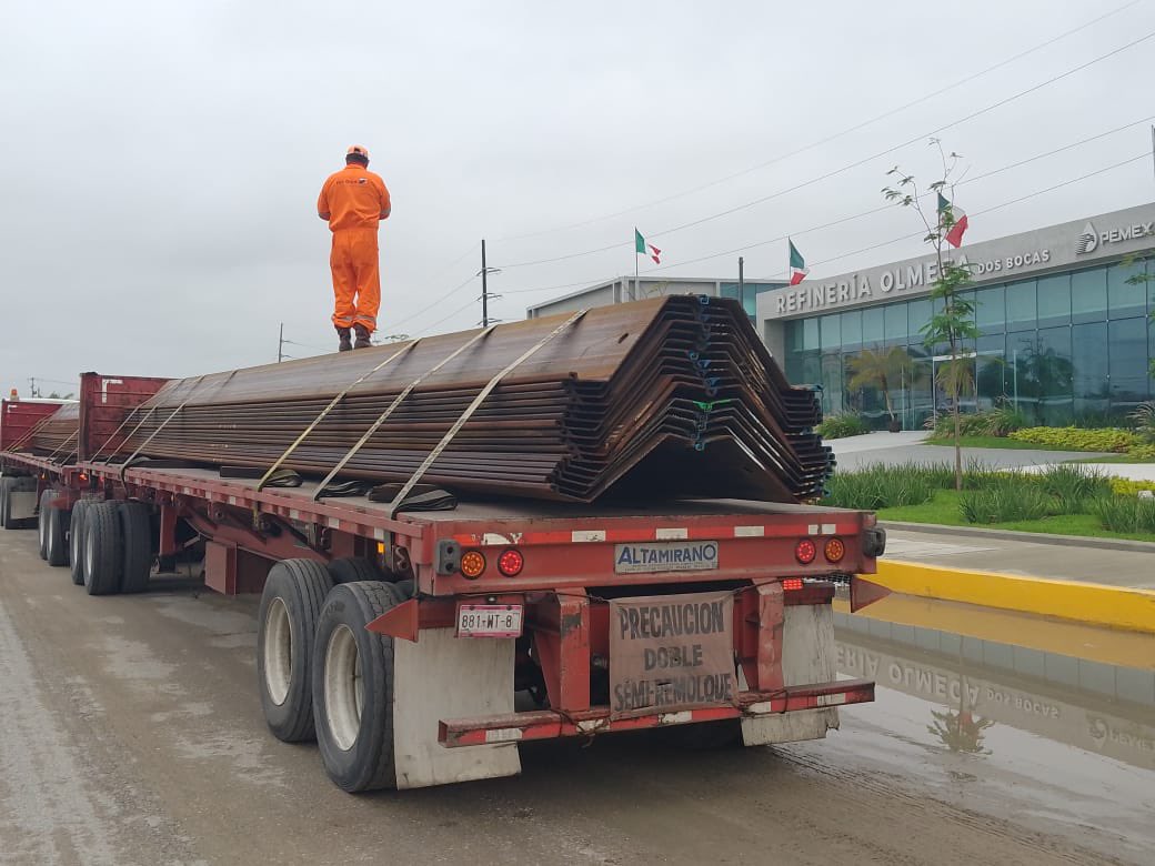 TradeAcero's tweet image. Llegando a entregar #Tablestaca Metálica para proyecto en Refinería Olmeca Dos Bocas @TradeAcero
