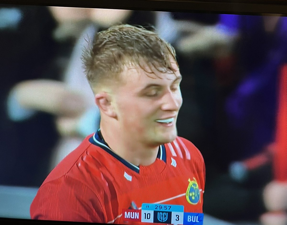 kearysmotors's tweet photo. Great it see our @kearynissancork Brand Ambassador Gavin Coombes back in try scoring form tonight! #MUNvBUL #SUAF #DrivingMunsterForward https://t.co/EMGHe38SLy