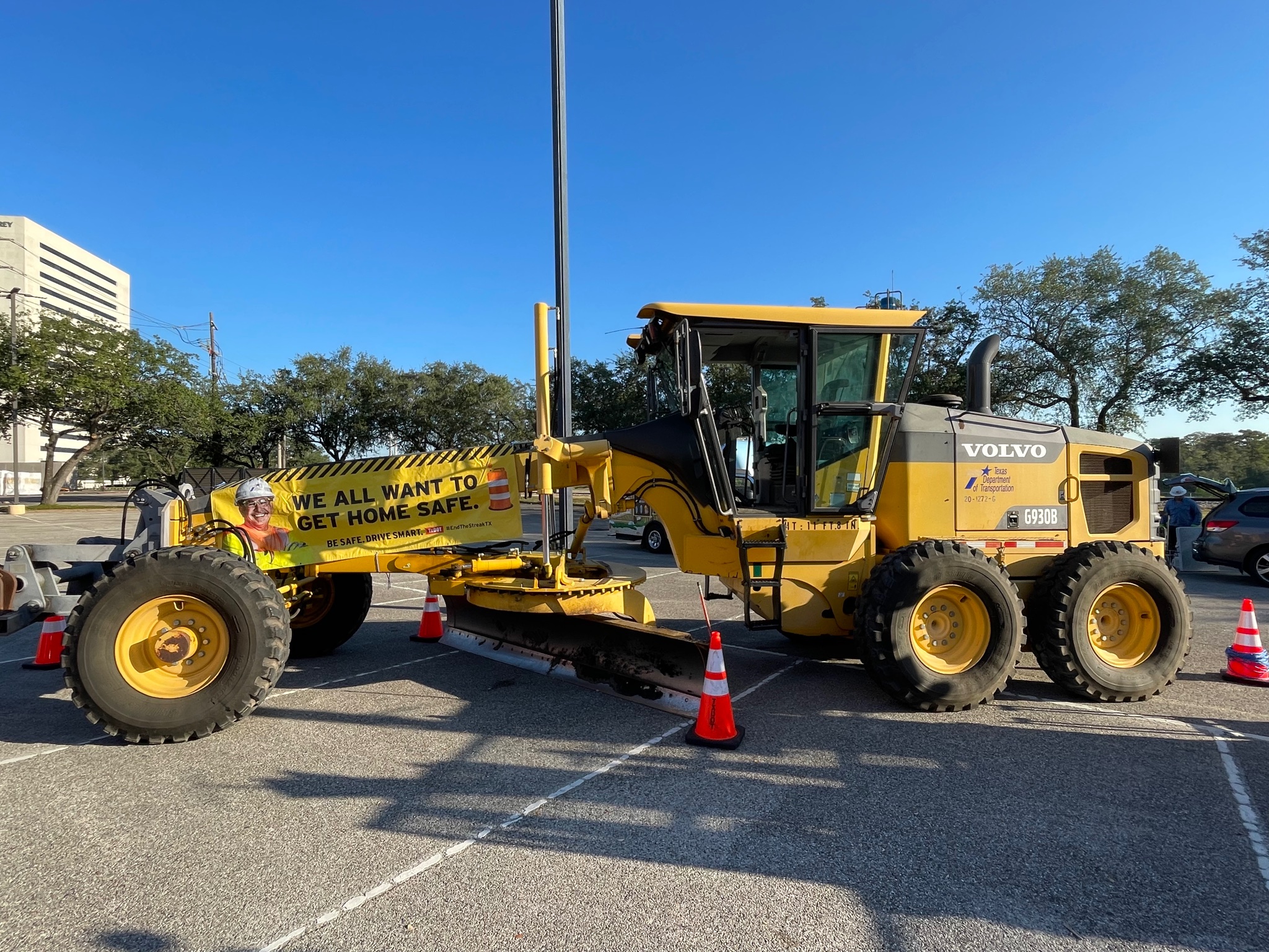 TxDOTBeaumont on Twitter "Happy to be a part of the Touch a Truck