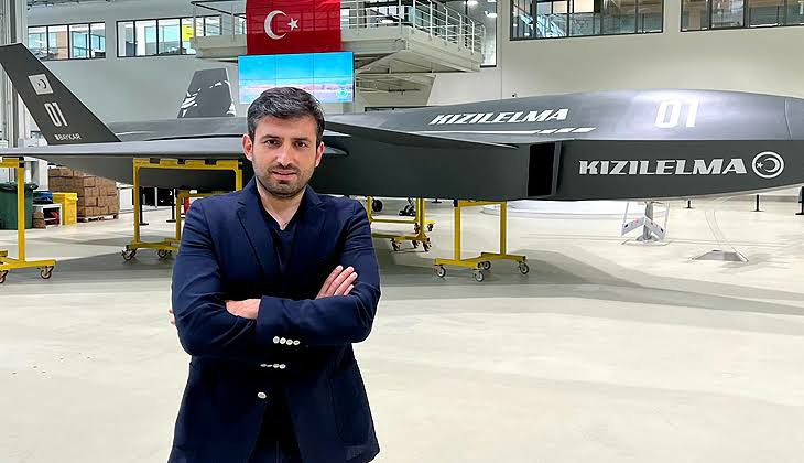 Taha_Sivas_5858's tweet photo. 🇹🇷Selçuk Bayraktar:

🔴Biz 20 yıllık hayalimizi üretmek için devam ediyoruz. 

🔴Türkiye’nin ilk insansız savaş uçağı olacak 🍎Kızılelma için geri sayım başladı. 

🔴2023'de ilk uçuşunu yapacak. 

🔴Bu iki platform muhabere tarihinde devrim yaratacaklar... https://t.co/PASyC8Zd3O