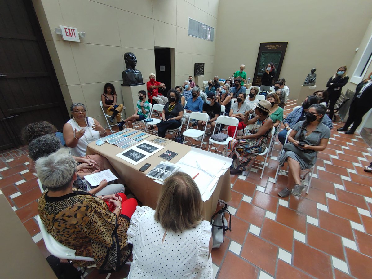 ciudadebayamon's tweet photo. Hoy desde el Museo de Arte Francisco Oller el Conversatorio: “Hilos ancestrales del legado” Obra de Imna Arroyo. #Graba2 #BayamónEsArte https://t.co/WxBqkpz72A