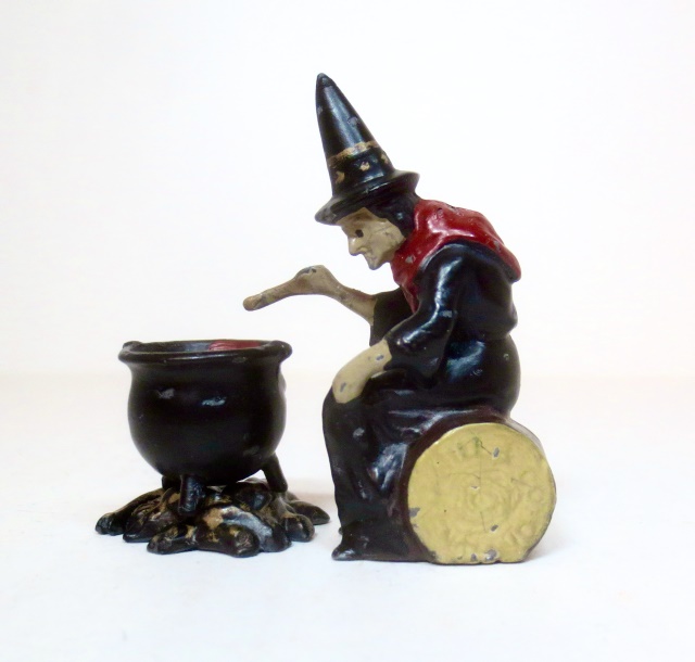 OldToySoldier's tweet photo. Lot 486 Johillco Witch with Cauldron and Fire sold for $375! https://t.co/ewbgQ2xGoU