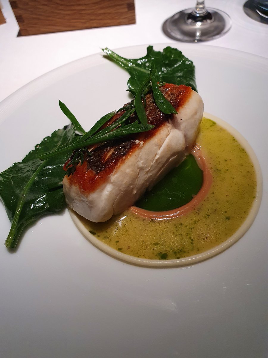 Elegant tasting menu by Chef Steve Smith at The Latymer <a href="/PennyhillPark/">Pennyhill Park</a> #MICHELINStar #Surrey 
guide.michelin.com/gb/en/surrey/b…