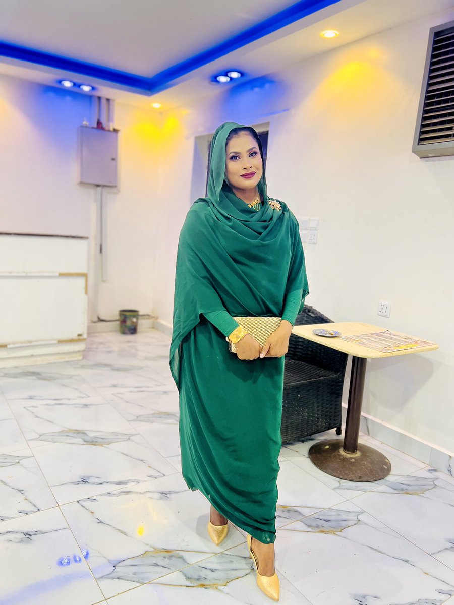 mehad_isameldin's tweet photo. كمية المحبة الشفتها في الزواج الجماعي الليلة كفيلة تخليني أحمد ربنا ألف مرة على وجودكم 
شكرا لمحبتكم ❤️ https://t.co/cITSZBsRrK