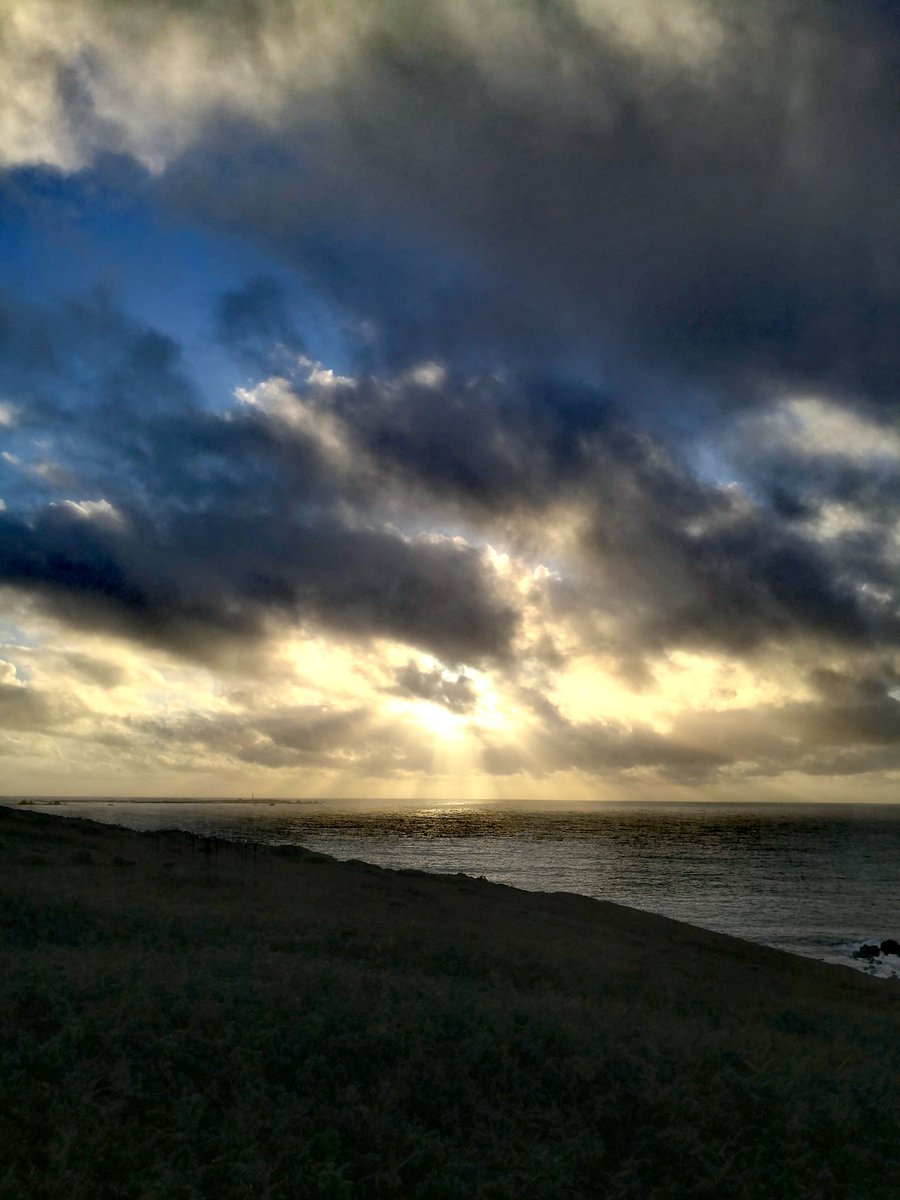 BareFootPhotographer 👣 tweet media