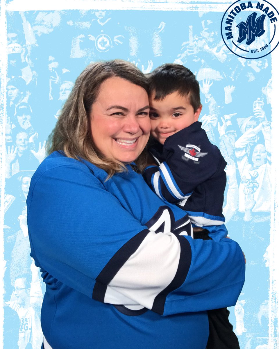 cmutimer9999's tweet photo. Excited for hockey season! #gomoosego #MyCanadaLife https://t.co/ddohyCkSKU