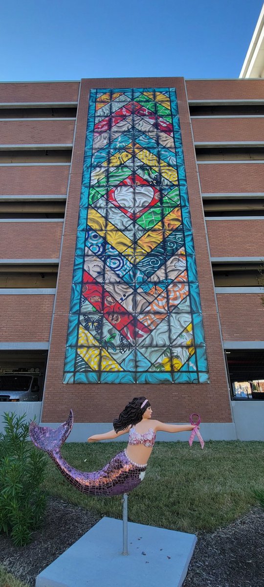 PrincipalGarden's tweet photo. To say I am proud of my brother @carlcandraw would be a major understatement.  His Cancer Center mural was just installed. So glad he gets to share his passion and creativity with the world. #amazing #create https://t.co/AhqbVXg3sW