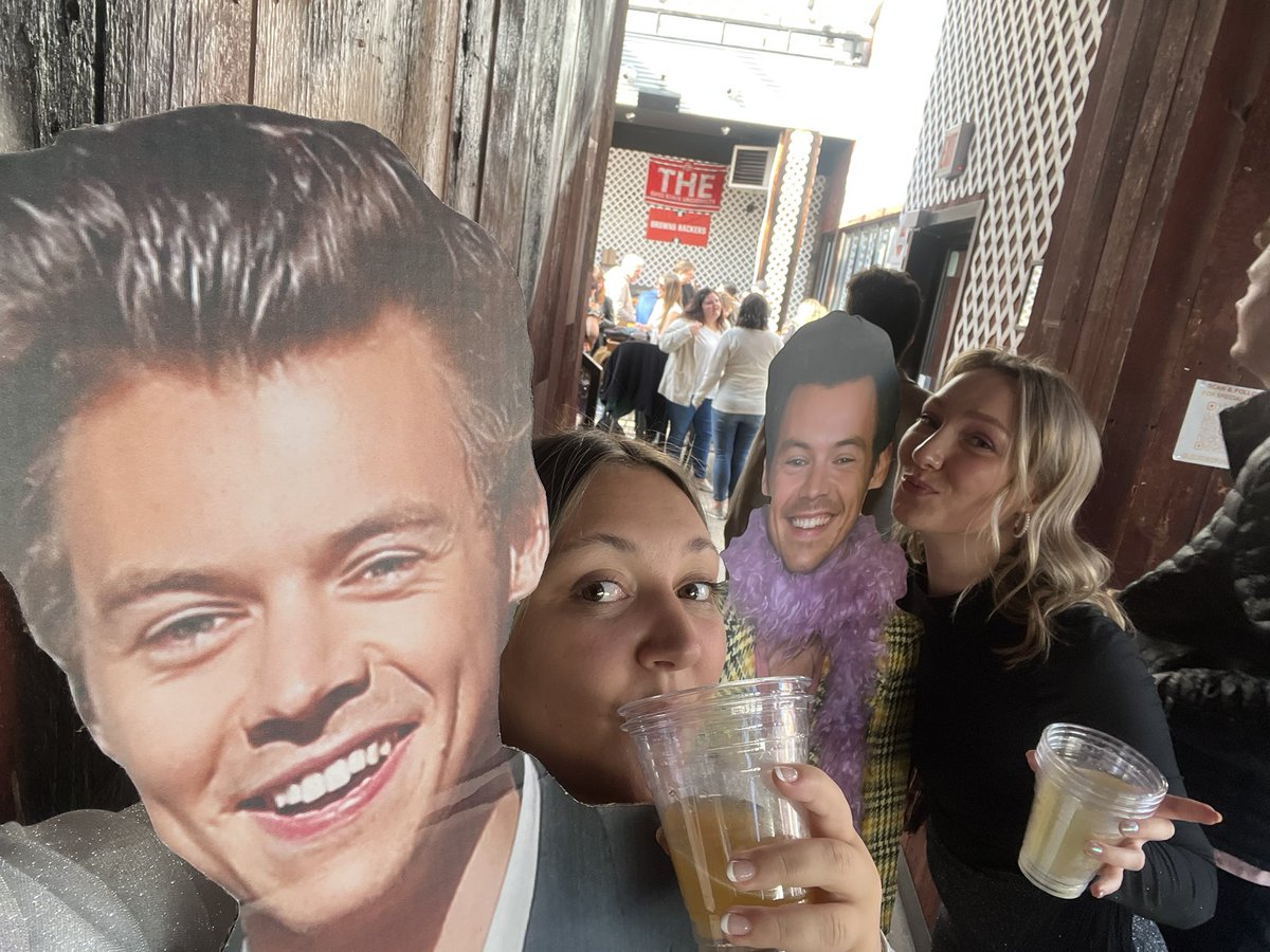 kirstin_lynn54's tweet photo. And that’s on bottomless mimosas https://t.co/i2NeCUKM8C