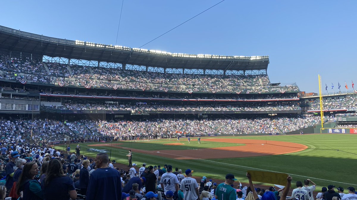 treytoncole's tweet photo. Let’s do this. #SeaUsRise #Postseason2022 https://t.co/9GFmLVdPOA