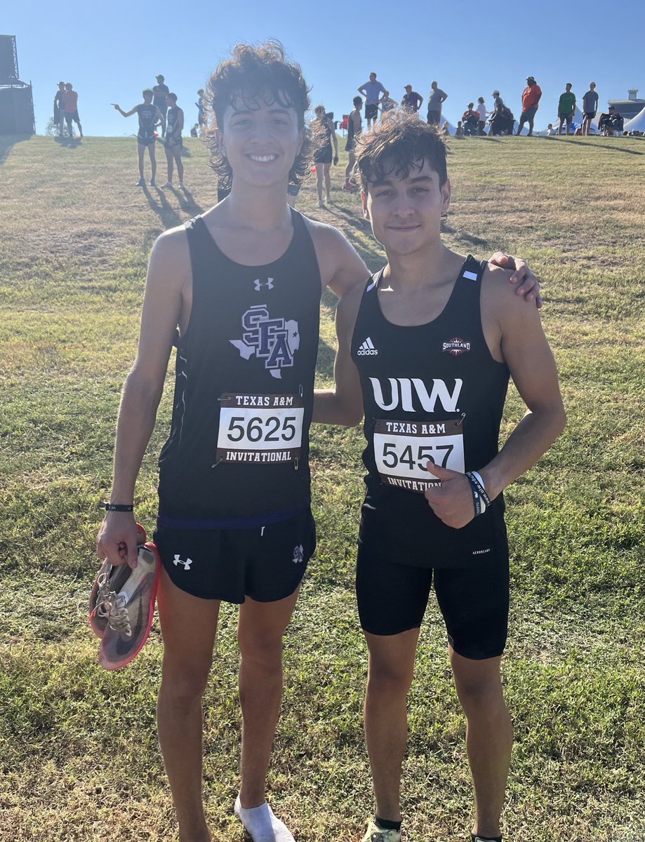 marcosorozcojr's tweet photo. Smiles from @AOrozco_SFA2026 seeing and competing with his San Antonio XC friends Michael H. @MikeRHerrera2 with UTSA and Margarito B. with UIW at the Texas A&amp;M Arturo Barrios Invitational

@SFA_TFXC @TJMustangsXCTF @UTSATrackXC @holmes_xc @UIWTrackXC @LISDAthletics @aggietfxc https://t.co/ZOaQndFxyX