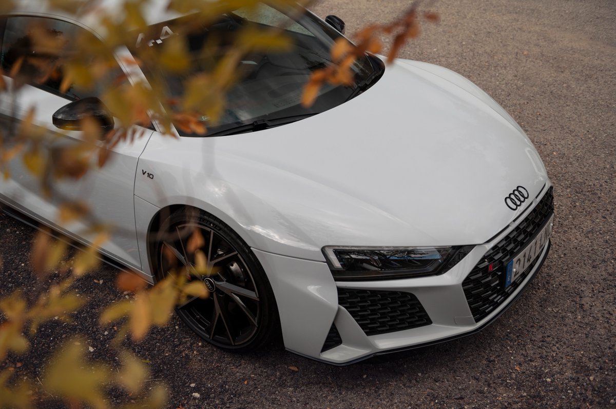 audispain's tweet photo. Nuestra #ComunidadAudiSport descubriendo lo que se siente estar al volante del progreso. #Audi #PerformanceIsAnAttitude https://t.co/sYI6ztxJiB