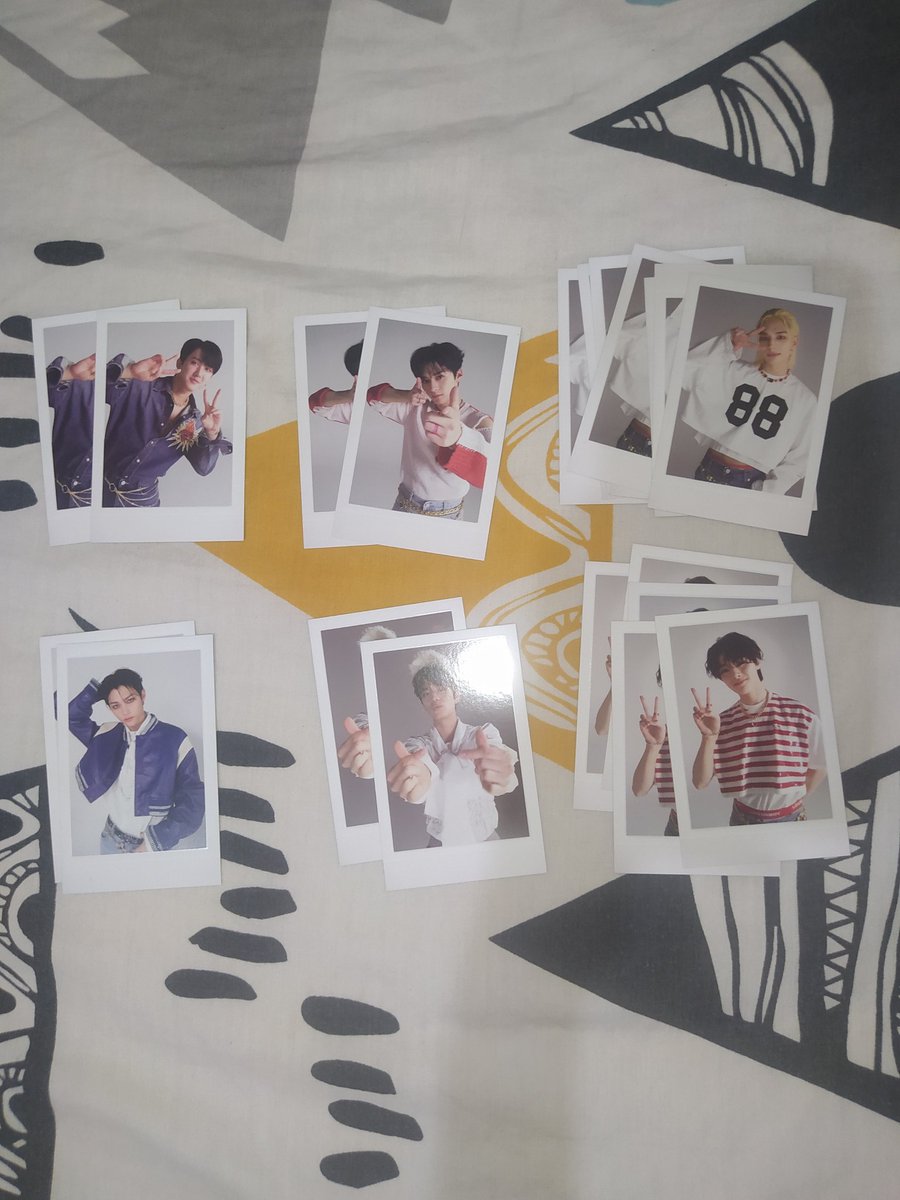 Ryuddaengsales's tweet photo. WTS LFB

Maxident Unsealed with complete inclusions

Choose own ver, 2 pcs, 1 POB pola, and 1 mini poster

P600; P1160 if 2 versions

MOP: gcash, BDO, Metrobank
MOD: j&amp;t, ggx, shopee (every weekends), sdd (everyday) https://t.co/DS2sL5WcMR
