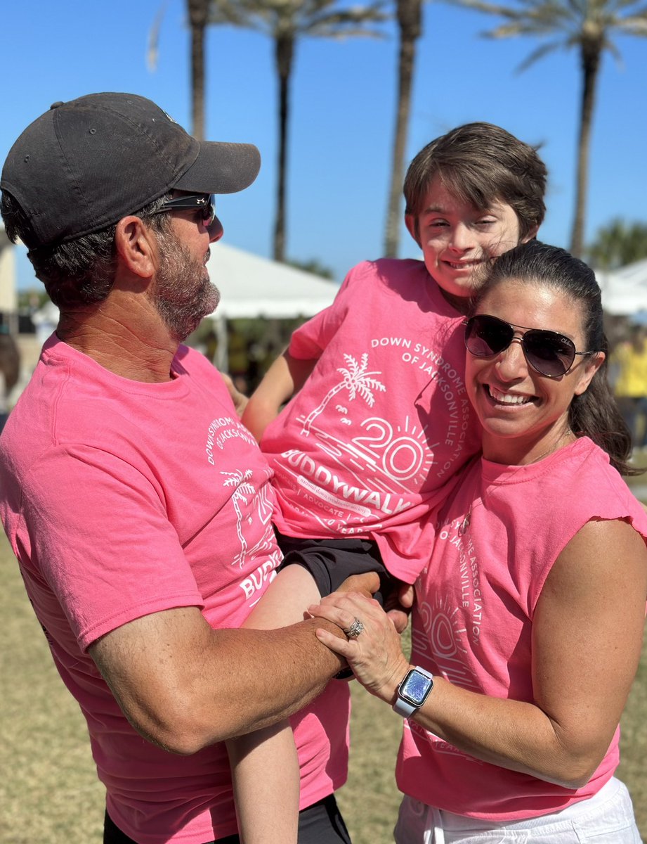 TesoriFamilyFdt's tweet photo. Having a blast at the 20th annual Down Syndrome Association of Jacksonville Buddy Walk! Chillin’ with Amelia’s A Team! #buddywalk #dsaj #downsyndromeawarenessmonth #ameliasateam https://t.co/xECpAnBAER