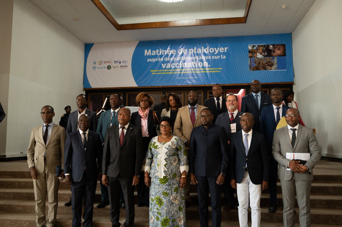 Pev_rdcongo's tweet photo. Matinée de plaidoyer pour un financement durable de la #vaccination , organisée ce samedi 15/10 par le #PEV et #REPACAV @AssembleeN_RDC.
Députés et sénateurs se sont mobilisés pour cette cause. @gatesfoundation @VillageReachAfr @PATHadvocacy @gavi_fr
#VaccineWork ❤️ https://t.co/1hRNvhPaaE