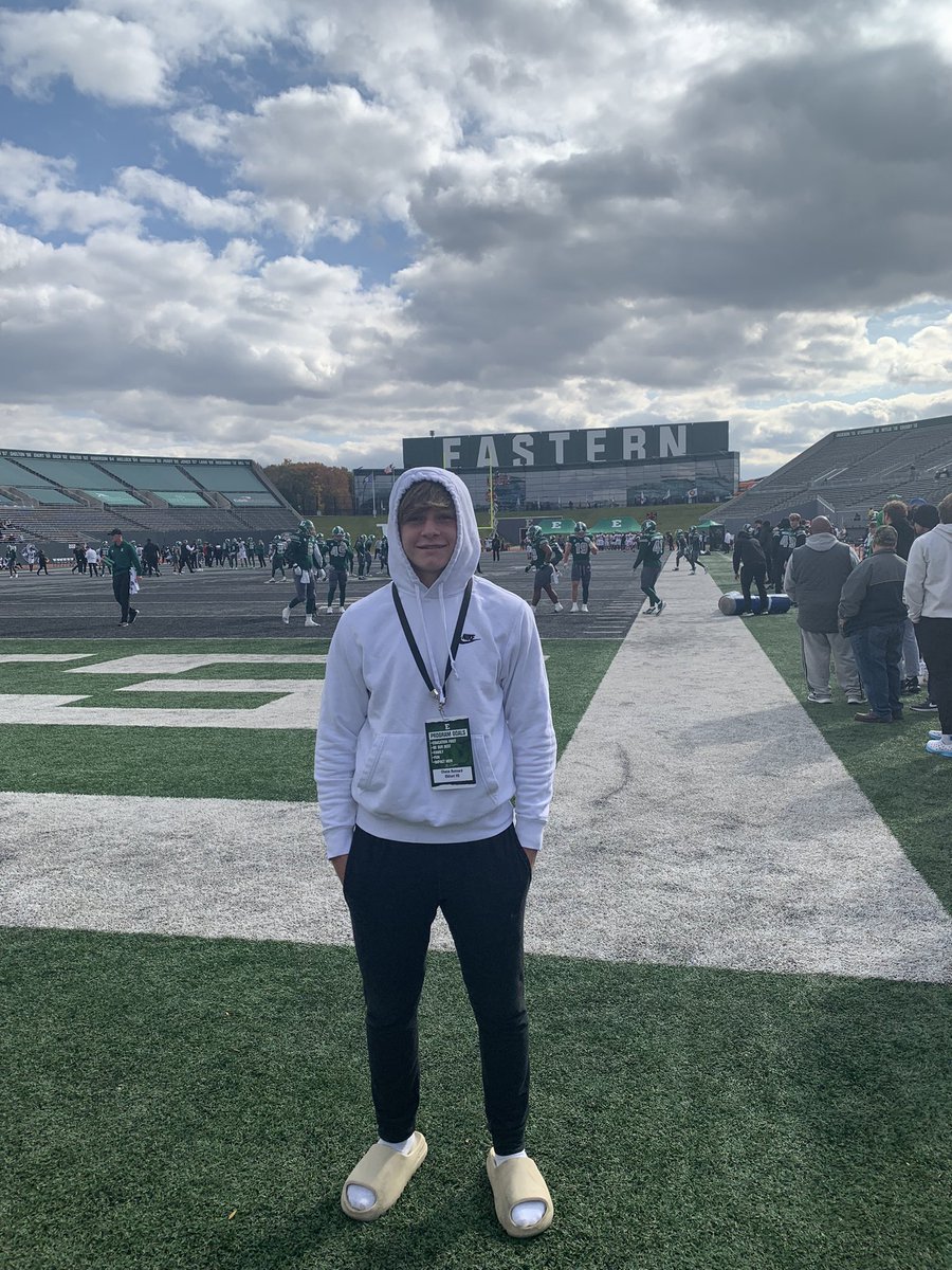 chase_bussard's tweet photo. Had a great time at @EMUFB today! @ElkhartLionsFB @ElkhartNight @247recruiting @247recruiting @PrepRedzoneIN @Rivals https://t.co/uk9aKiLJ2I