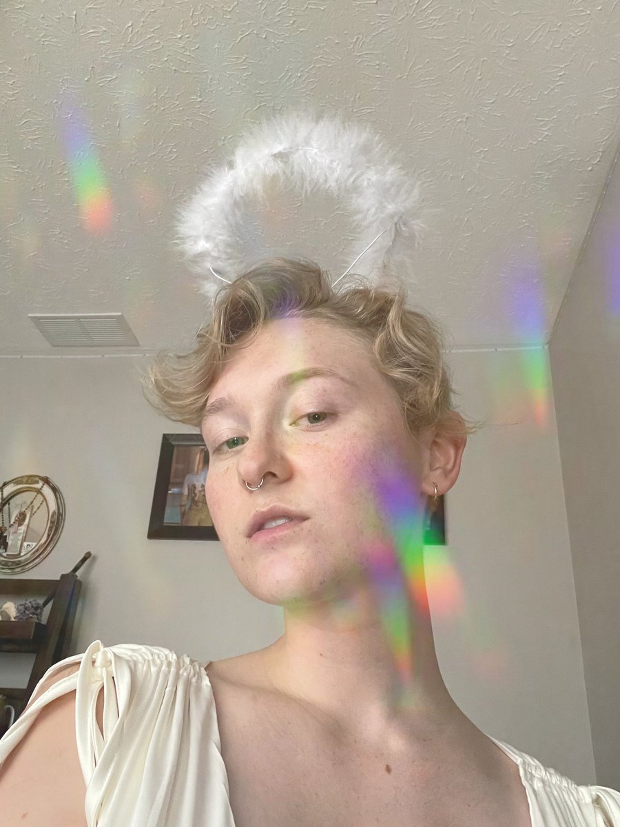 froggy blonde on Twitter: "POV: You just got to heaven but I’m getting