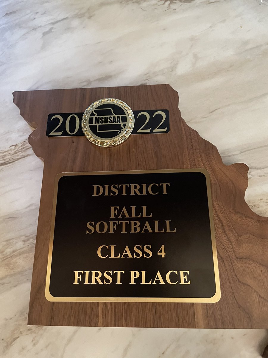 Helias Catholic Softball (@heliassoftball) on Twitter photo So proud of this group! Great team effort today! #DistrictChamps <a href="/heliascatholic/">Helias Catholic High School</a> So proud of this group! Great team effort today! #DistrictChamps <a href="/heliascatholic/">Helias Catholic High School</a>