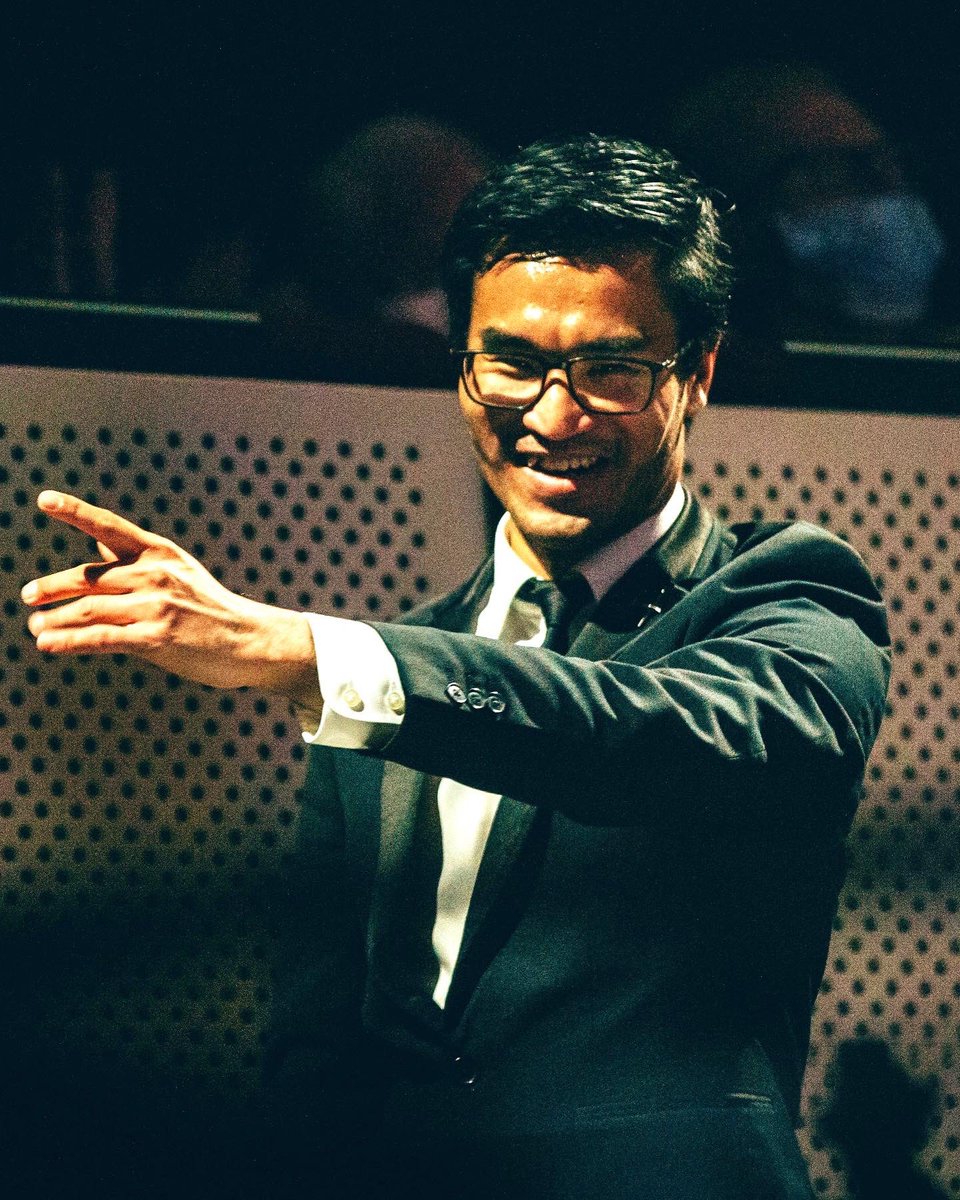 David Hallberg (@davidhallberg) on Twitter photo I have the privilege to announce that Jonathon Lo <a href="/jlo_conductor/">Jonathan Lo</a> will join <a href="/TheAusBallet/">Australian Ballet</a> as Music Director, starting January 2023.
Hong Kong born, Jonny is currently Music Director at <a href="/northernballet/">Northern Ballet</a> in the UK, as well as Staff Conductor at <a href="/TheRoyalBallet/">The Royal Ballet</a>. I have the privilege to announce that Jonathon Lo <a href="/jlo_conductor/">Jonathan Lo</a> will join <a href="/TheAusBallet/">Australian Ballet</a> as Music Director, starting January 2023.
Hong Kong born, Jonny is currently Music Director at <a href="/northernballet/">Northern Ballet</a> in the UK, as well as Staff Conductor at <a href="/TheRoyalBallet/">The Royal Ballet</a>.