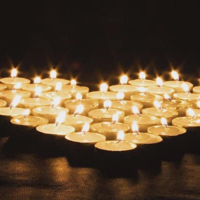 Wave of light for all the babies born sleeping and all the heartbroken parents 💔#babylossawareness #waveoflight #neverforget