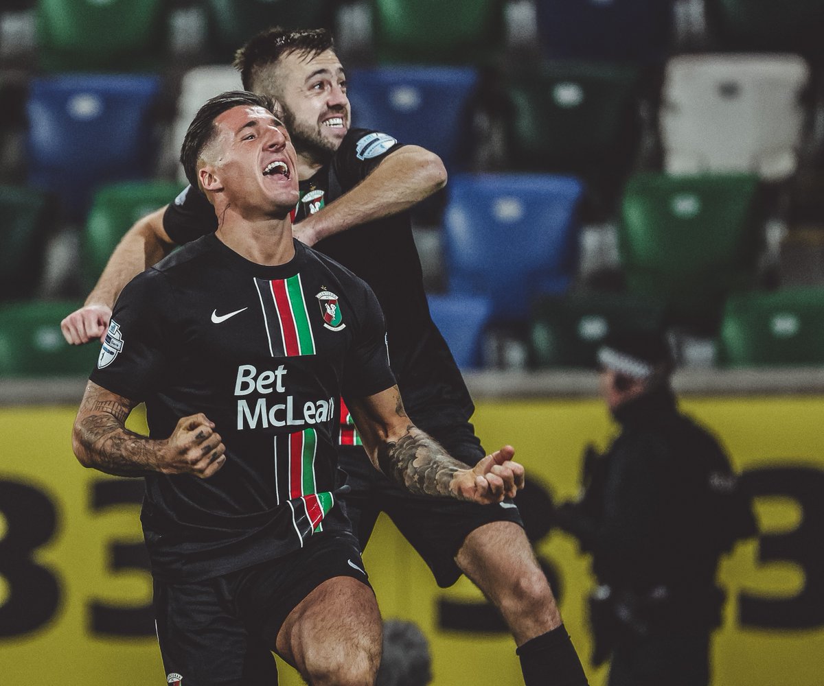 Glentoran FC tweet media