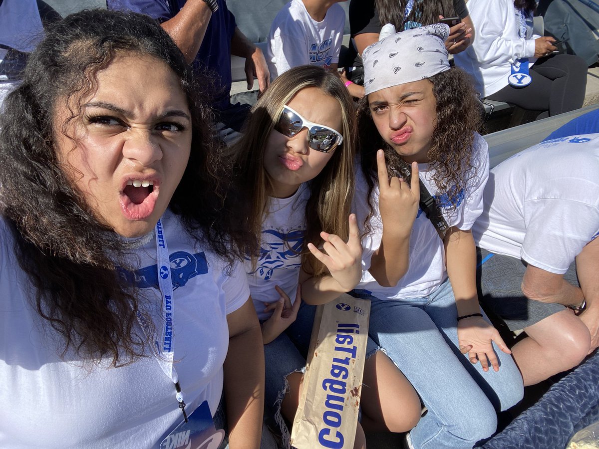 linettieee's tweet photo. #byufootball section 35 seat 29 https://t.co/ryoqnxcZ7c