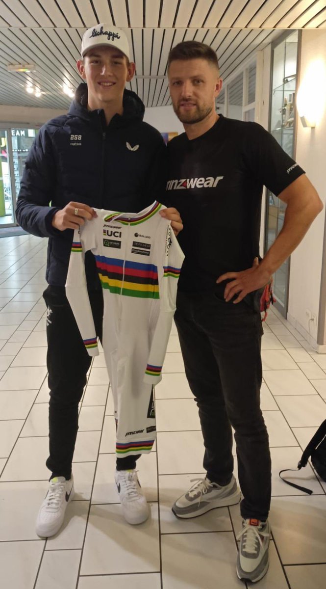 Karol Dziambor 🚴‍♂️ tweet media